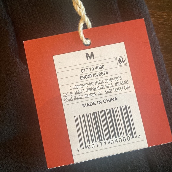 Mossimo Shorts - Picture 2 of 5